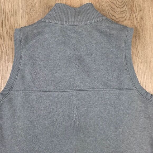 Tasc Performance Full Zip Vest Size L - Picture 5 of 9